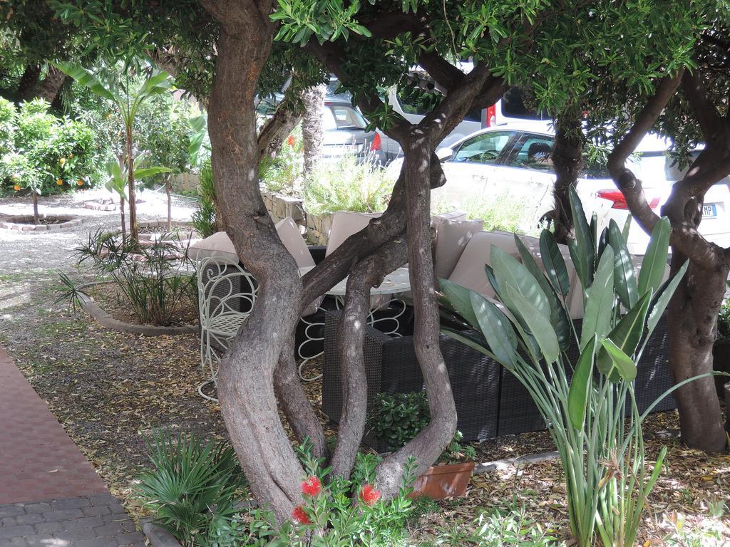 Hotel La Scogliera Bordighera Zewnętrze zdjęcie