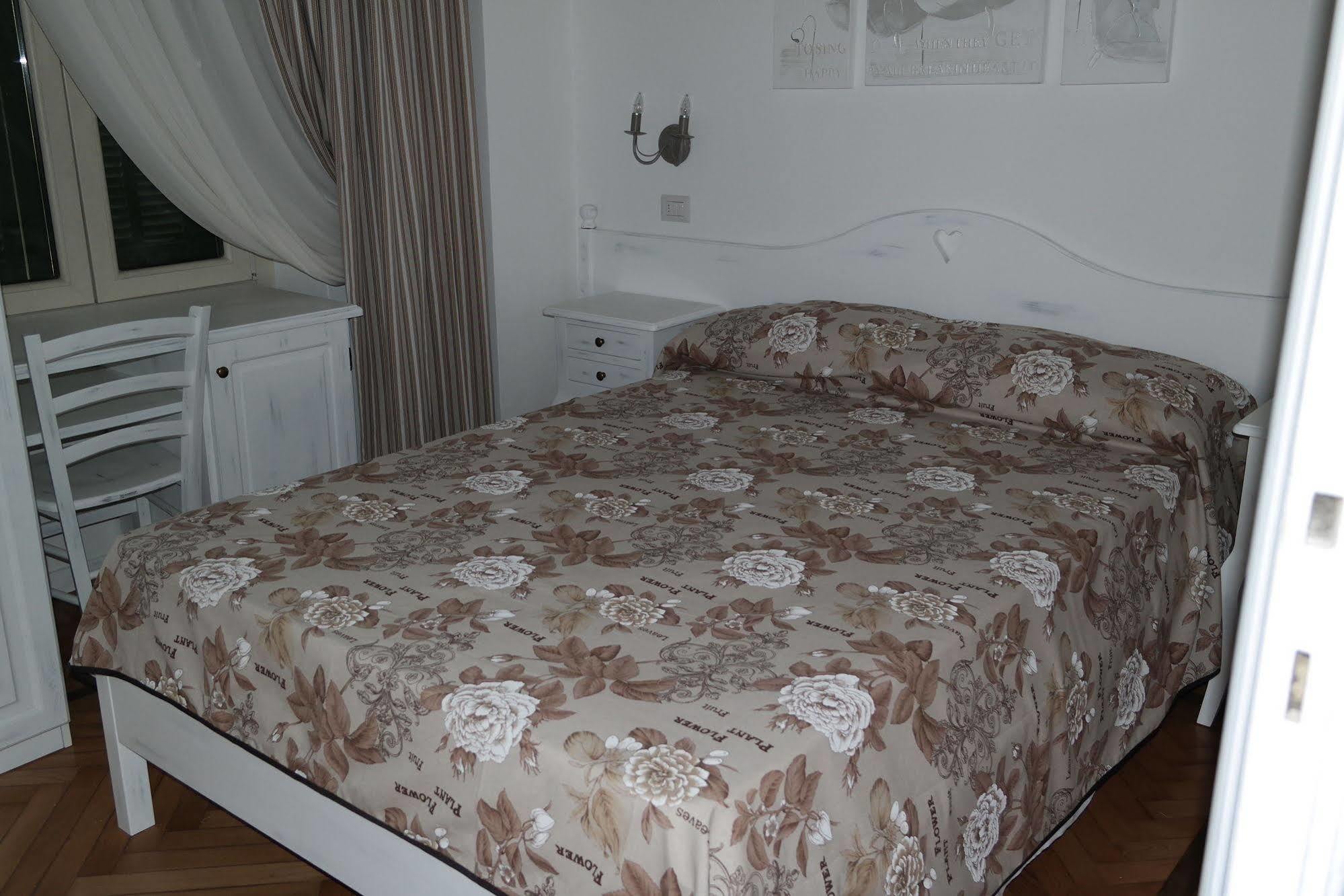 Hotel La Scogliera Bordighera Zewnętrze zdjęcie